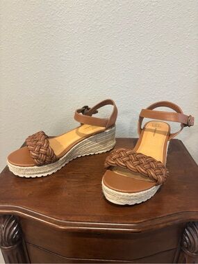 Time and Tru Braided Espadrille Platform Sandals Brown Size 8W Memory Foam